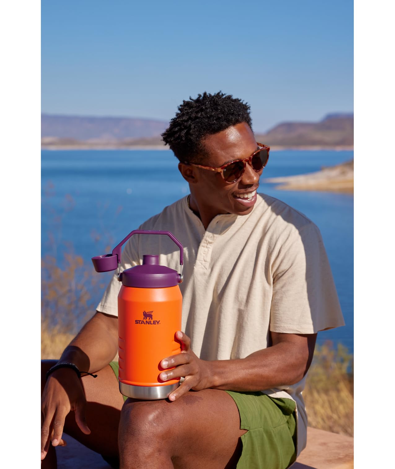 Foto 2 | Jarra De Agua Stanley Iceflow Fast Flow 2 L De Acero Inoxidable Reciclado - Venta Internacional.