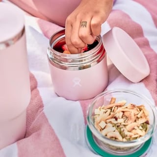 Foto 5 | Bote Para Comida Hydro Flask, Aislante, 240 Ml, En Forma De Cascada - Venta Internacional.
