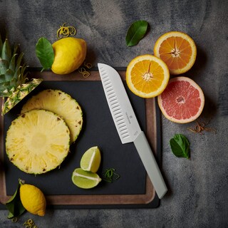 Foto 3 | Cuchillo Victorinox Swiss Modern Santoku De 18 Cm Con Mango Verde Oliva - Venta Internacional.