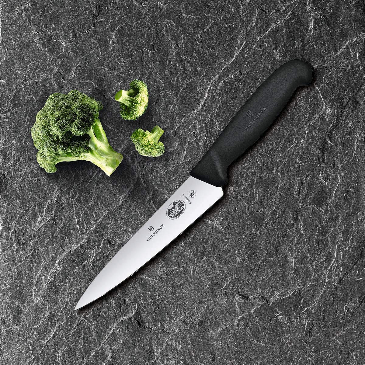 Foto 3 pulgar | Cuchillo De Chef Victorinox Swiss Army Fibrox Recto 15 Cm - Venta Internacional.