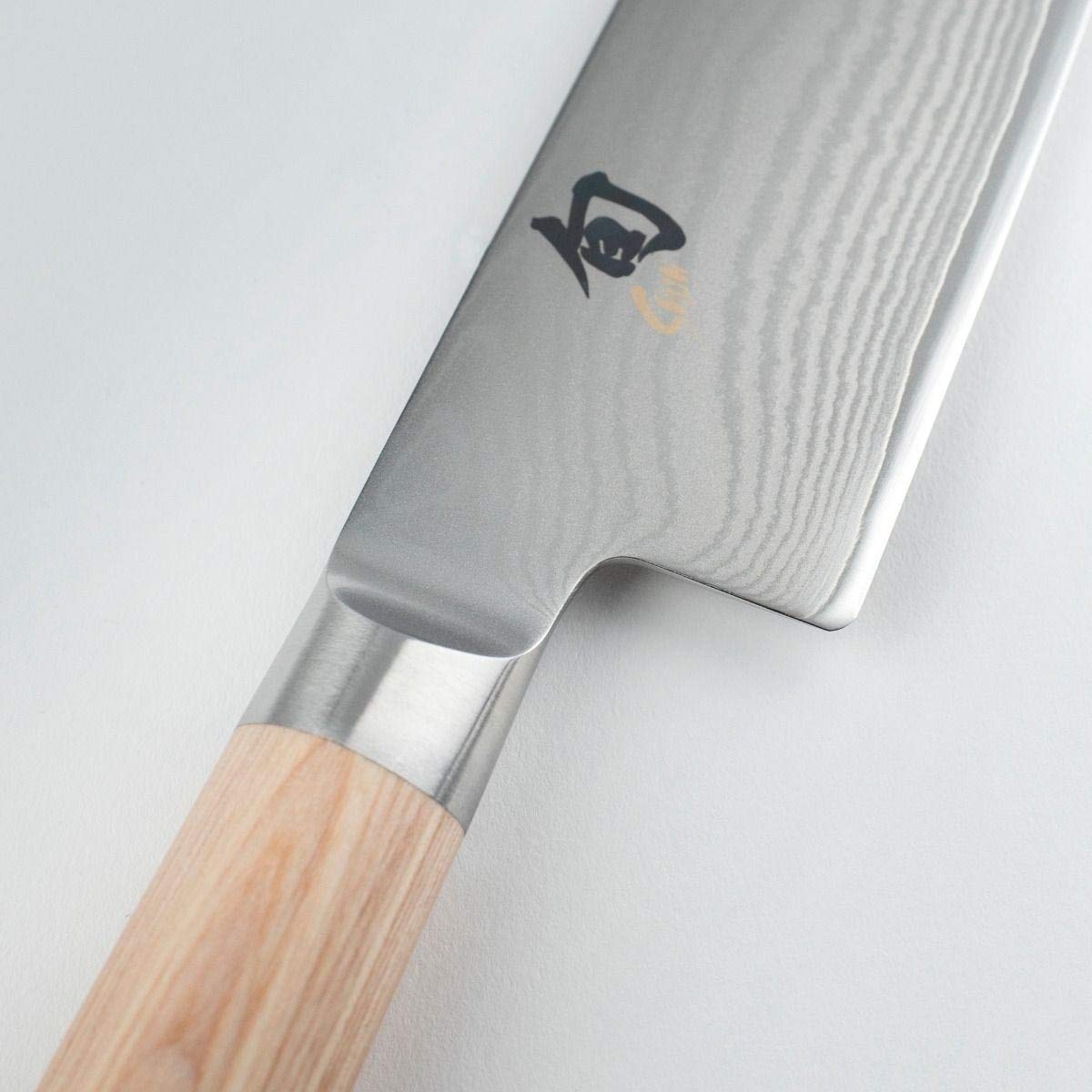 Foto 3 pulgar | Cuchillo Santoku Shun Classic Blonde 18 Cm Con Hoja Vg-max - Venta Internacional.