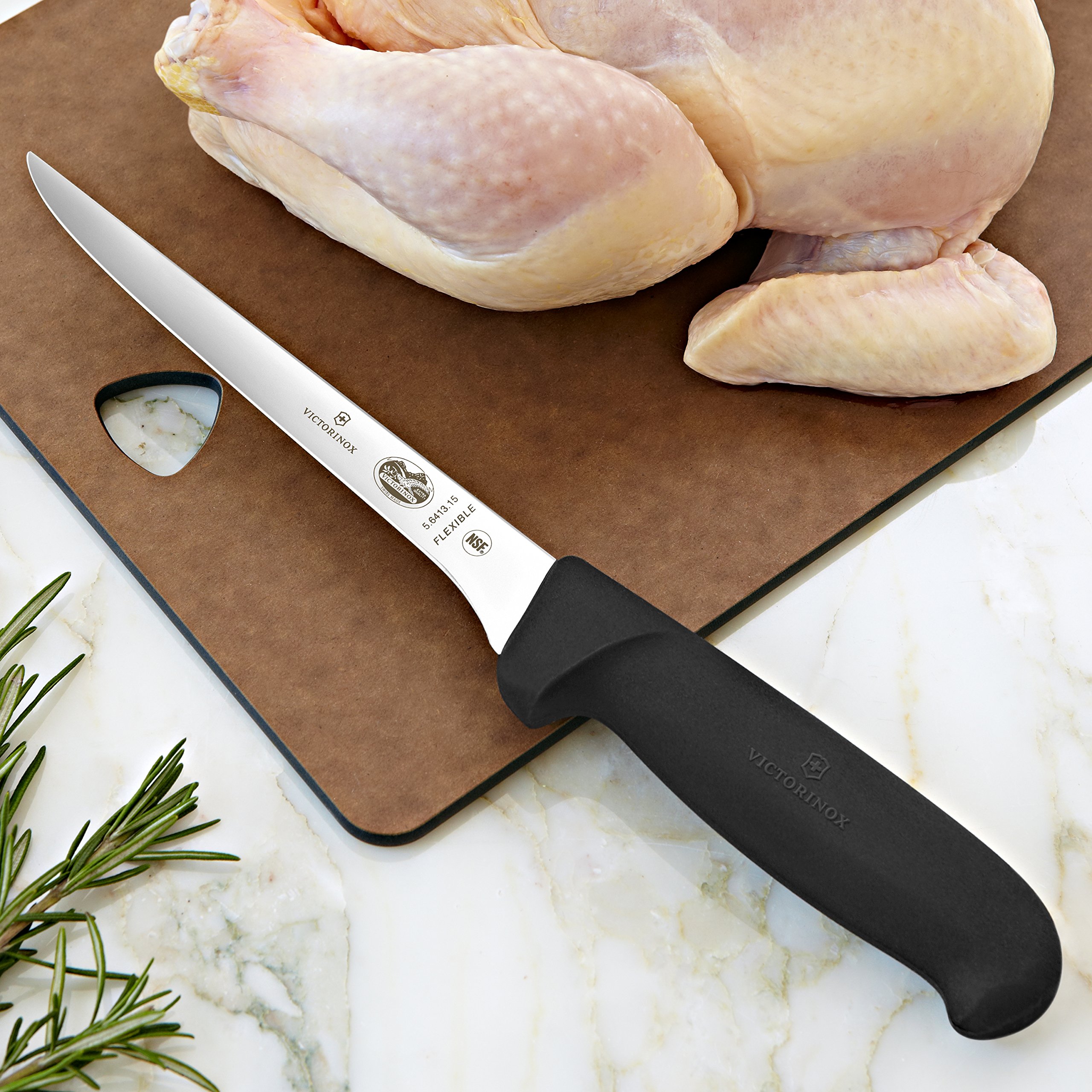 Foto 3 | Cuchillo Deshuesador Victorinox Swiss Army Fibrox Pro 15 Cm Negro - Venta Internacional.