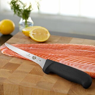 Foto 5 | Cuchillo Deshuesador Victorinox Swiss Army Fibrox Pro 15 Cm Negro - Venta Internacional.