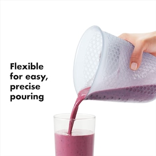 Foto 5 | Vaso Medidor Oxo Good Grips De Silicona Squeeze & Pour De 1 Litro - Venta Internacional.