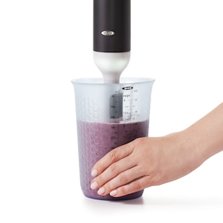 Foto 7 | Vaso Medidor Oxo Good Grips De Silicona Squeeze & Pour De 1 Litro - Venta Internacional.