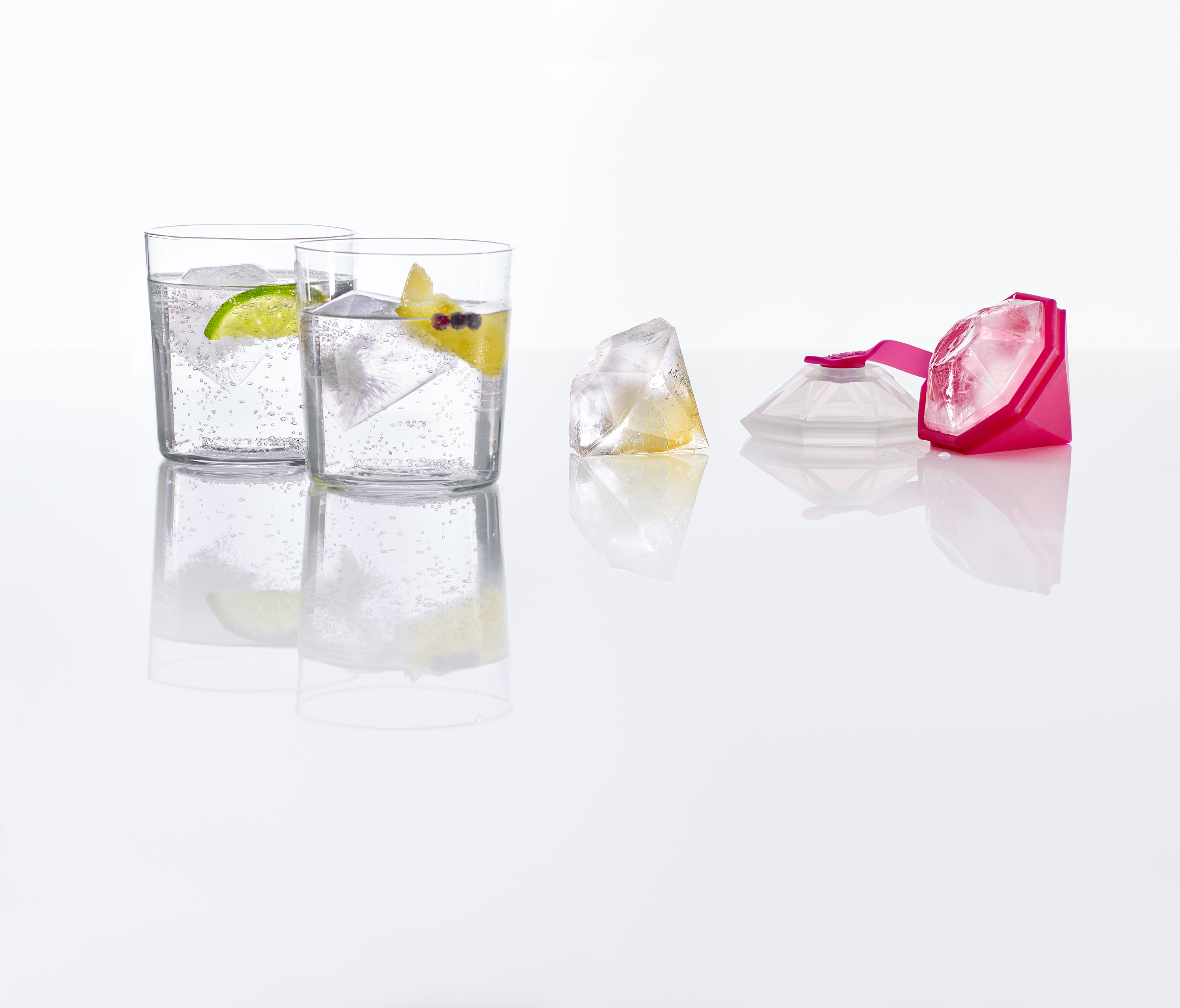 Foto 4 pulgar | Molde Ice Diamond Magenta Traslúcido Lékué