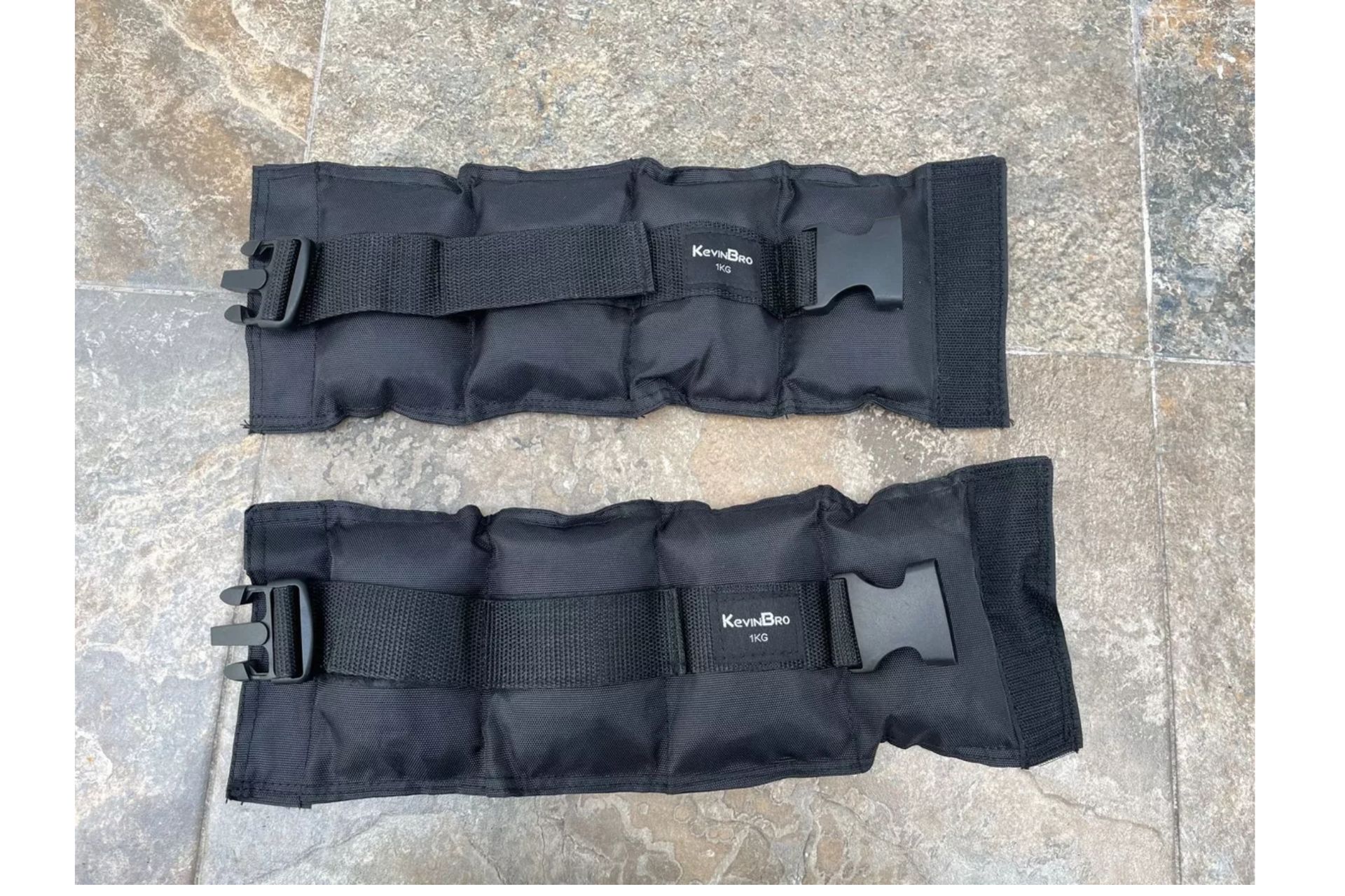 Foto 4 pulgar | Polainas Kevinbro Negras para Brazos o Tobillos 1 kg 1 Par