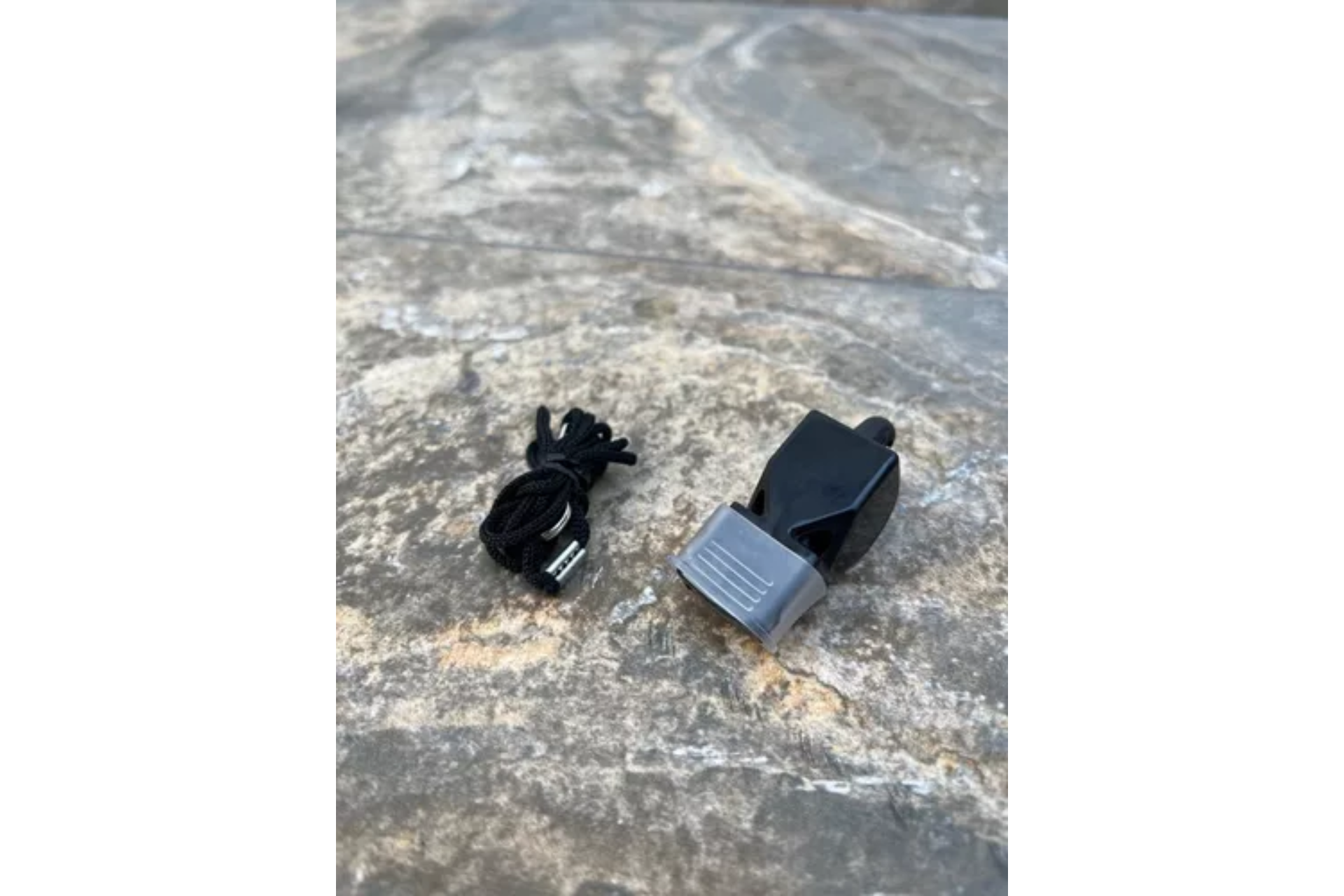 Foto 4 pulgar | Silbato Clásico Profesional Con Cordón