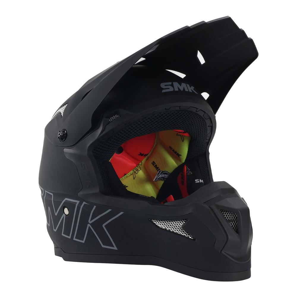 Foto 4 pulgar | Casco Smk Allterra color Negro para Motociclista