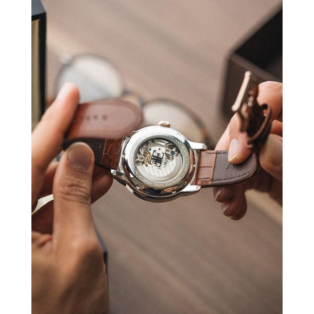 Foto 5 pulgar | Reloj de Pulsera Earnshaw Longitude Fine Brown para Hombre