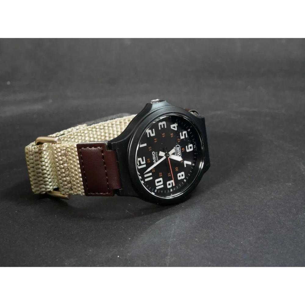Foto 4 | Reloj Casio Mw-240b-5bvcf Classic-beige