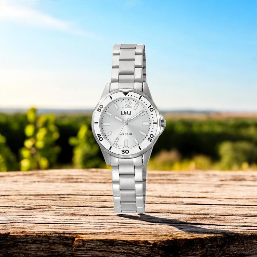 Foto 3 pulgar | Reloj Q&q Q88b-001py Ladies-acero