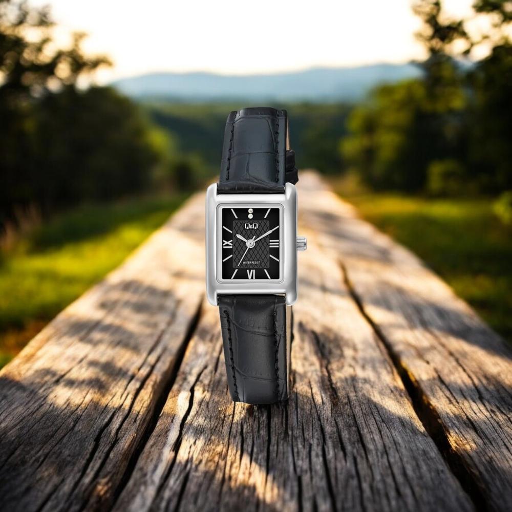 Foto 3 pulgar | Reloj Q&q C69a-011py Ladies-acero