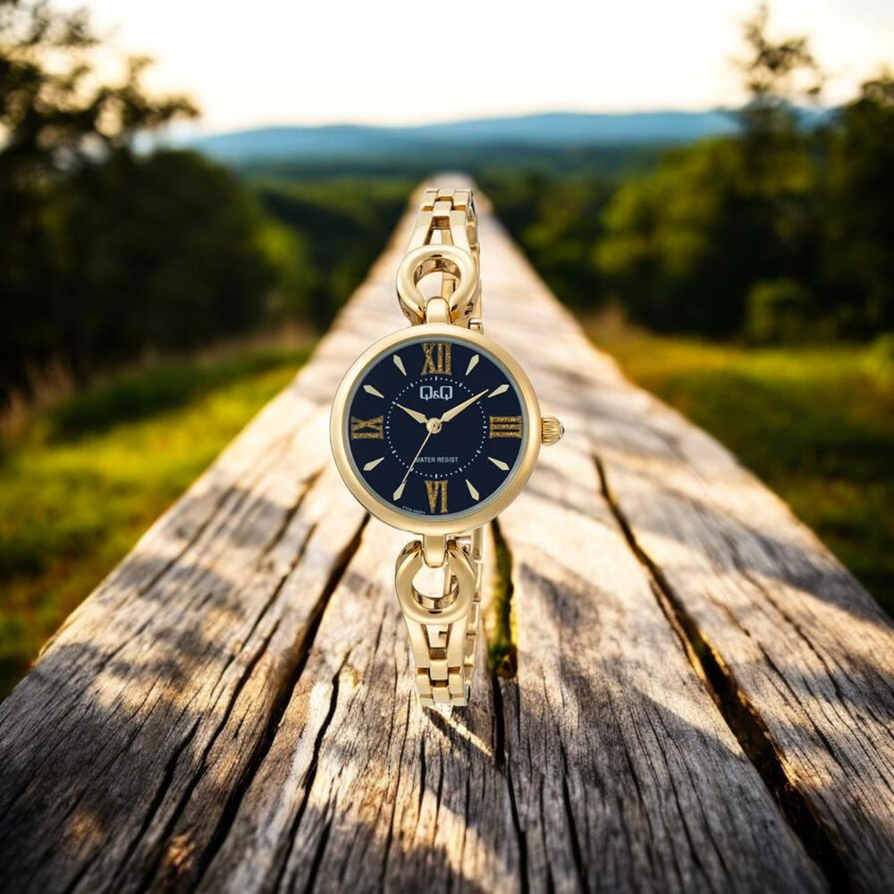 Foto 3 pulgar | Reloj Q&q F10a-004py Ladies- Dorado