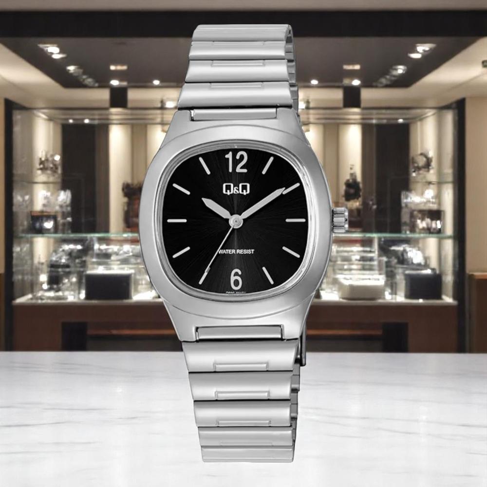 Foto 4 pulgar | Reloj Q&q Q02c-001py Ladies-acero