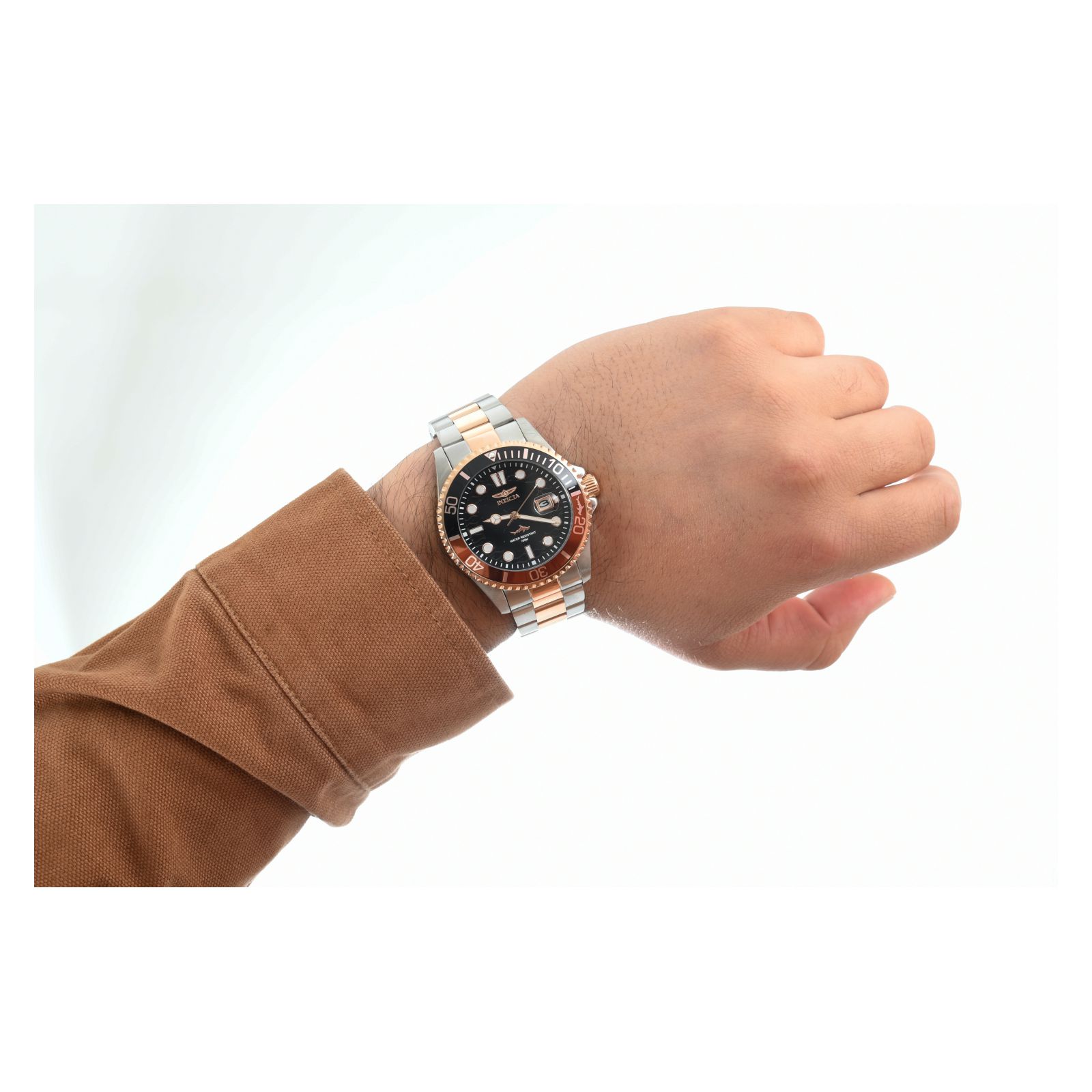 Foto 4 pulgar | Reloj Invicta 44717 Pro Diver Material Acero Inoxidable para Hombre