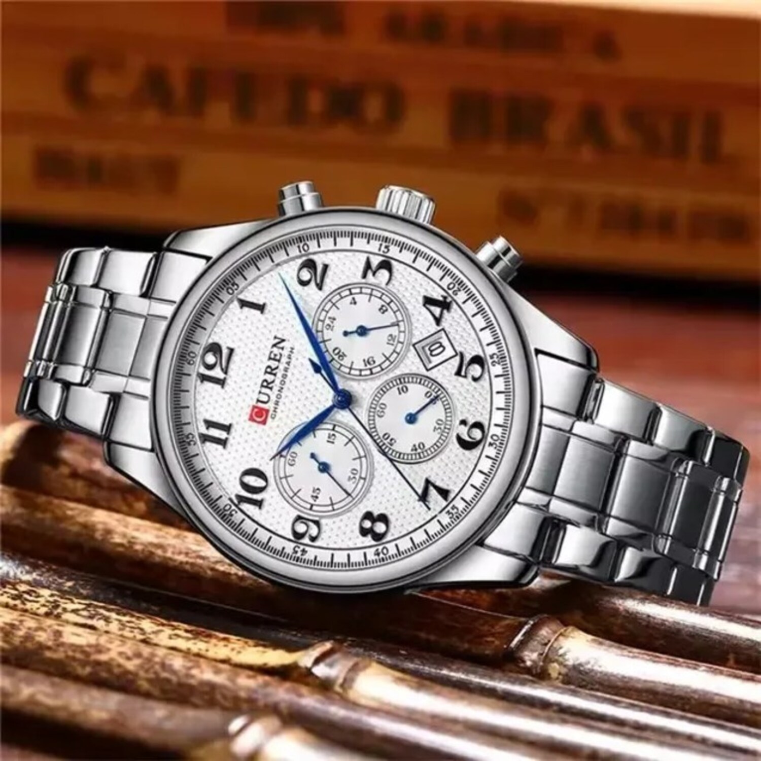 Foto 4 pulgar | Reloj Curren 8466 Kree2001 Acero Inoxidable Plateado