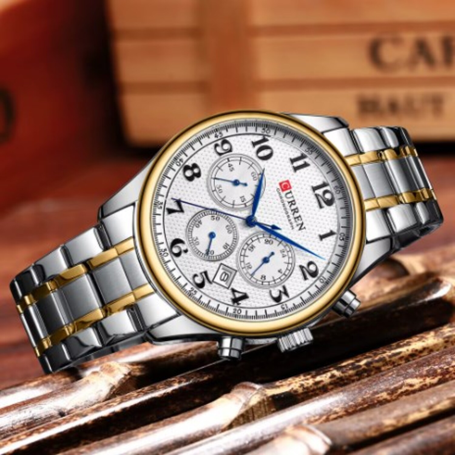Foto 4 pulgar | Reloj Curren 8466 Kree2003 de Acero Inoxidable Plateado con Tablero Blanco