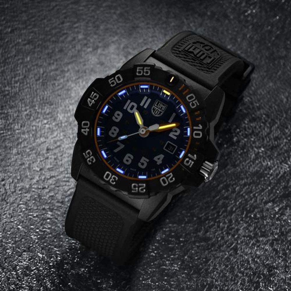 Foto 5 pulgar | Reloj Luminox Navy Seal De 45 Mm Para Hombre Con Fecha, Resistente Al Agua Hasta 200 M - Venta Internacional.