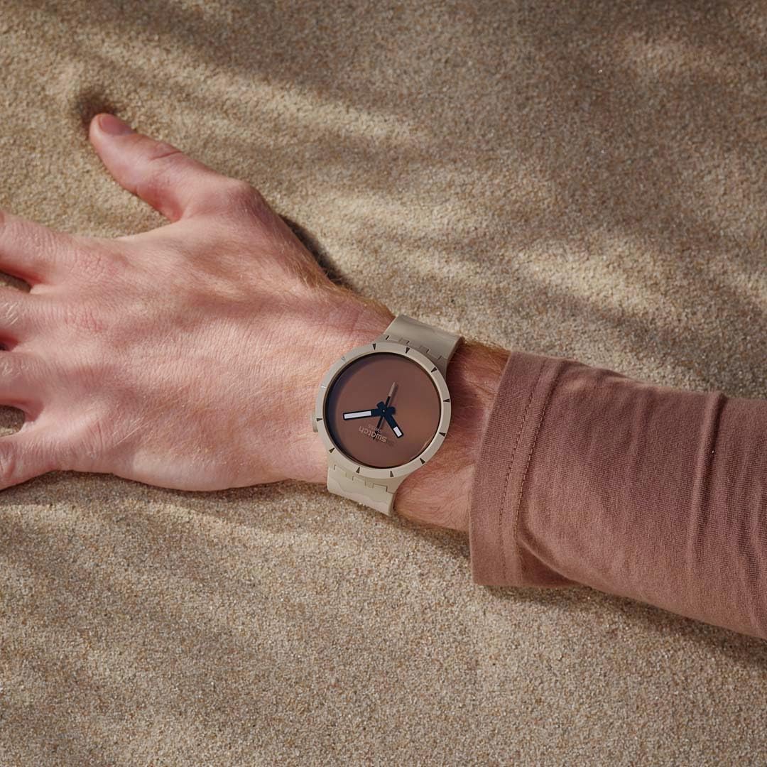 Foto 4 pulgar | Reloj Swatch Big Bold Bioceramic Desert Unisex Sb03c101 47 Mm - Venta Internacional.
