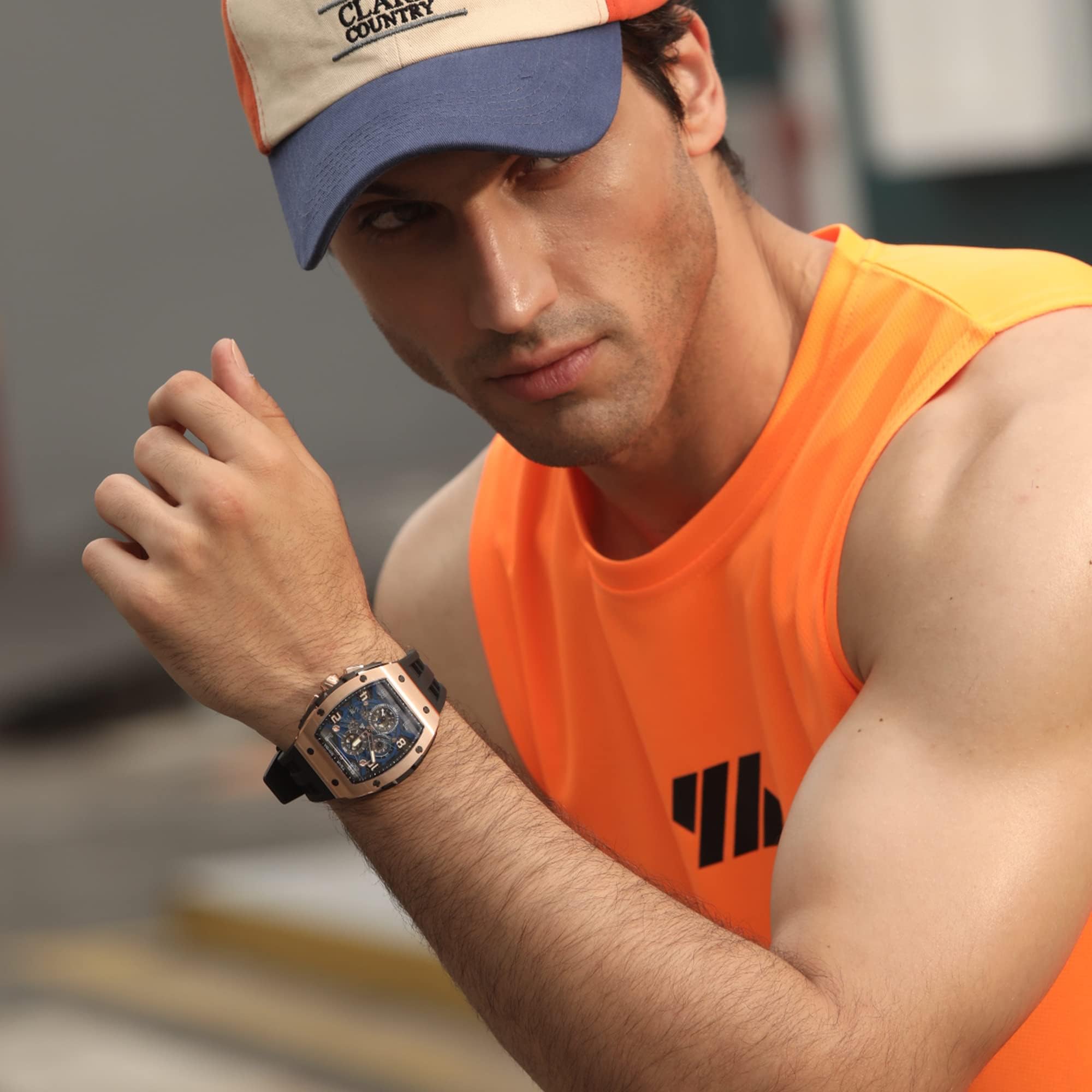 Foto 3 pulgar | Reloj Tsar Bomba Tonneau Luxury Waterproof 50 M Para Hombre 8211-gold - Venta Internacional.