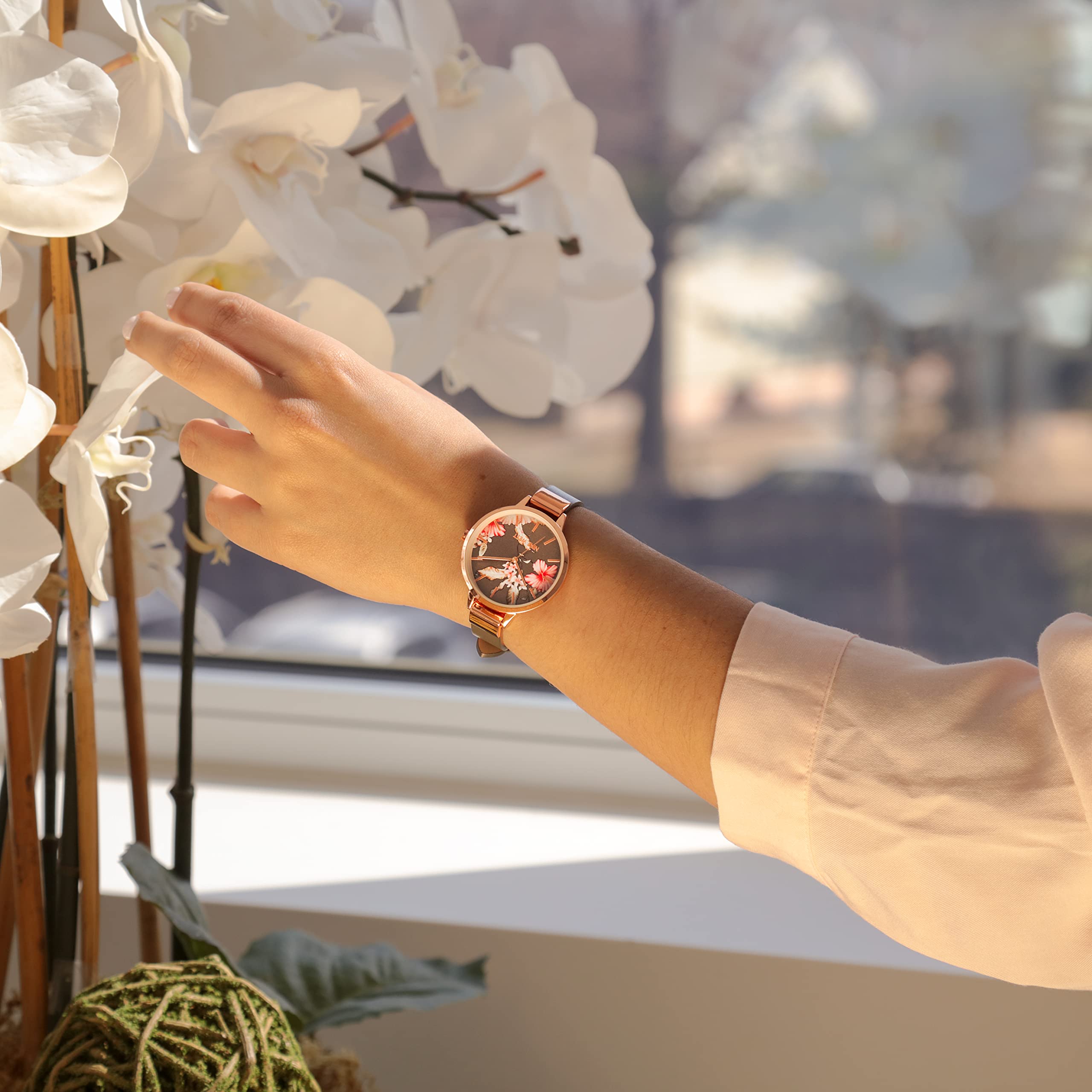 Foto 4 pulgar | Reloj Nine West para Mujer con Esfera Floral - Venta Internacional