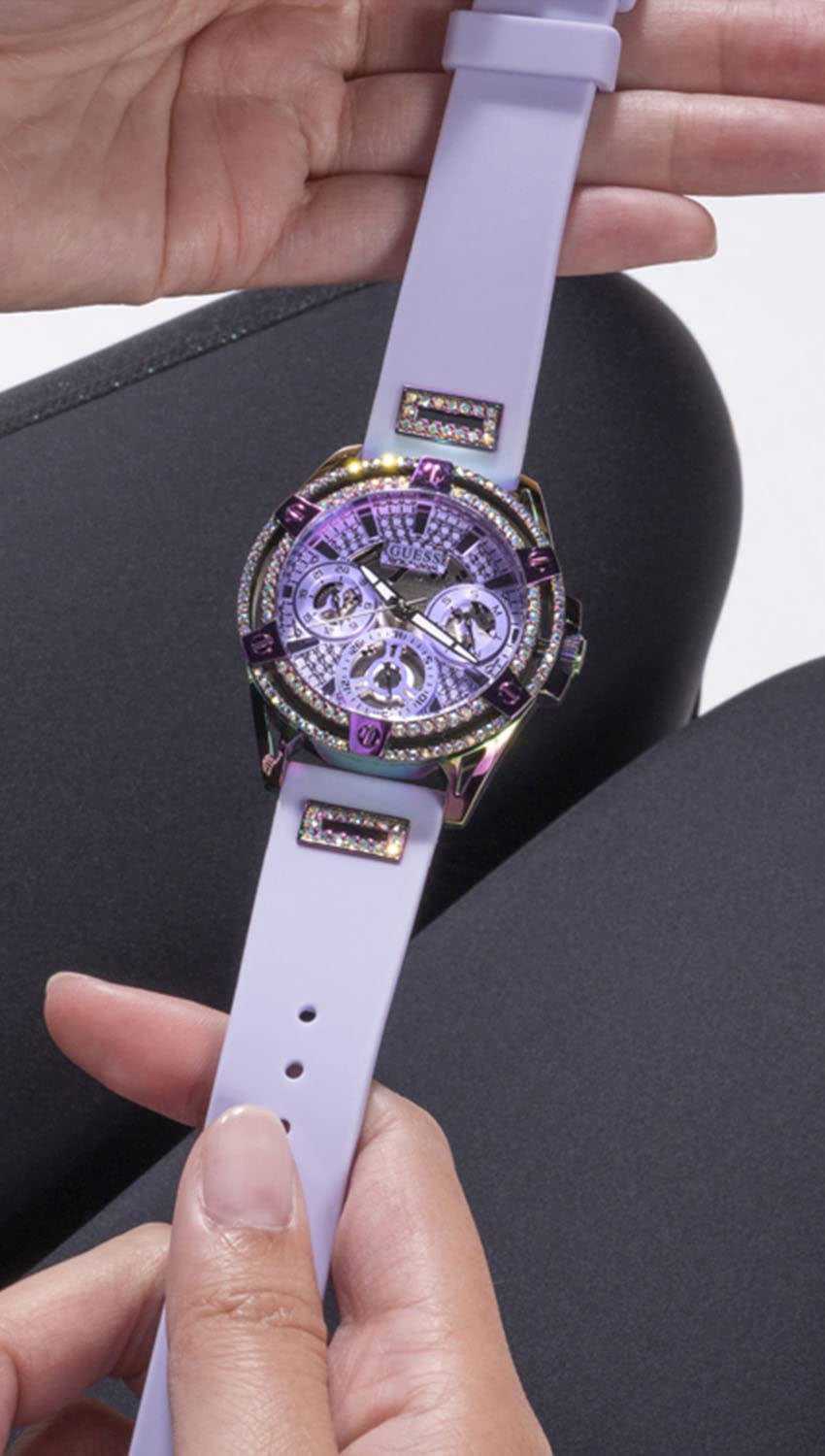 Foto 3 pulgar | Reloj Guess Para Mujer, Correa Morada, Esfera Lavanda, Caja De 40 Mm - Venta Internacional.