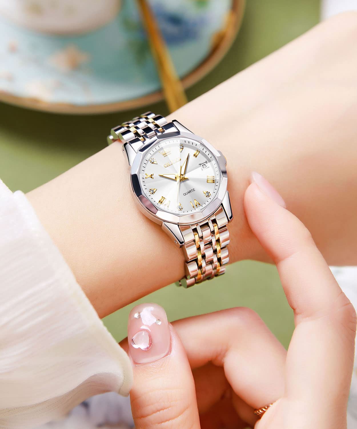 Foto 3 pulgar | Reloj Olevs Para Mujer Con Esfera Blanca Dorada Y Plateada Con Diamante - Venta Internacional.