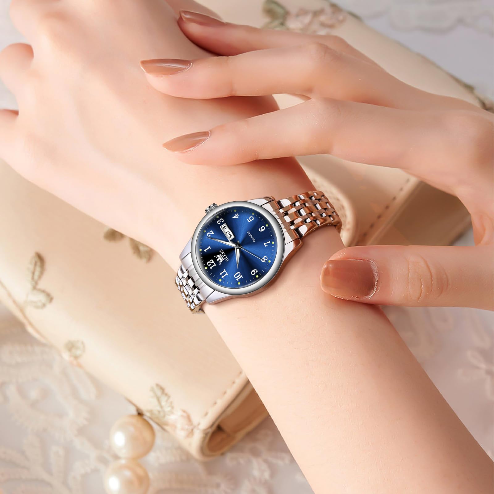 Foto 4 pulgar | Reloj Olevs Pequeño Plateado De Acero Inoxidable Con Esfera Azul Para Mujer - Venta Internacional.