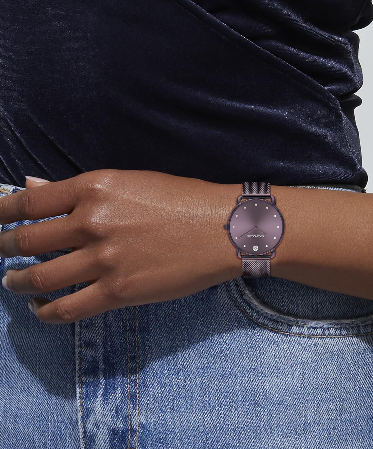 Foto 4 pulgar | Reloj Coach Elliot Elegante Para Mujer, Color Morado Con Pulsera De Malla - Venta Internacional.
