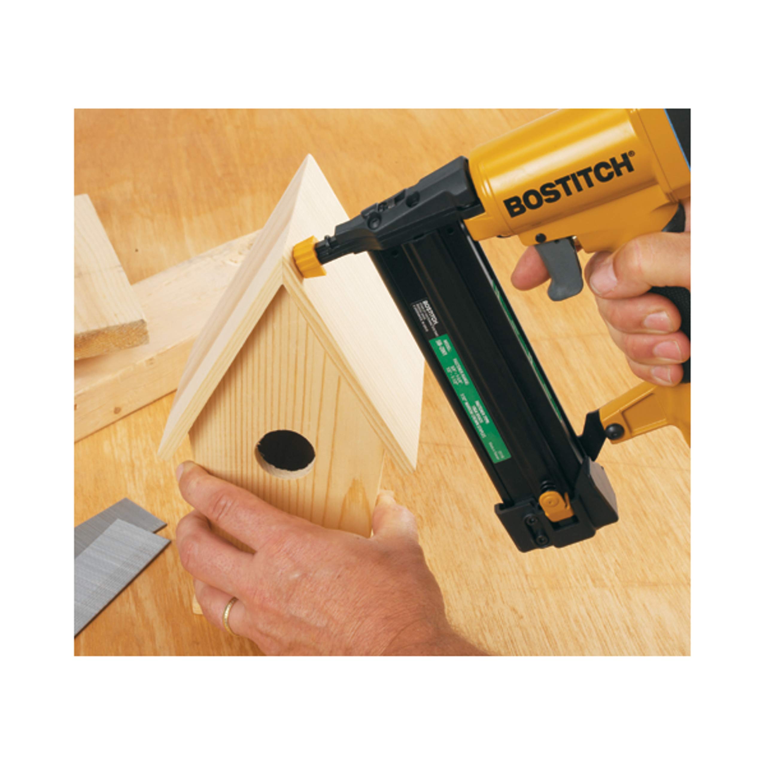 Foto 6 pulgar | Grapadora Brad Nailer Bostitch Sb-2in1, Calibre 18 Y Corona Estrecha - Venta Internacional.