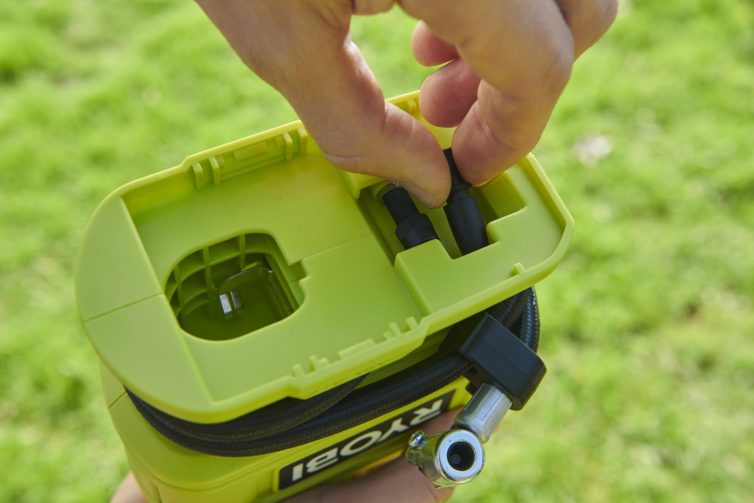 Foto 6 pulgar | Compresor Inalámbrico Ryobi Rpi18 18 V 11 Bar Para Inflar Neumáticos - Venta Internacional.