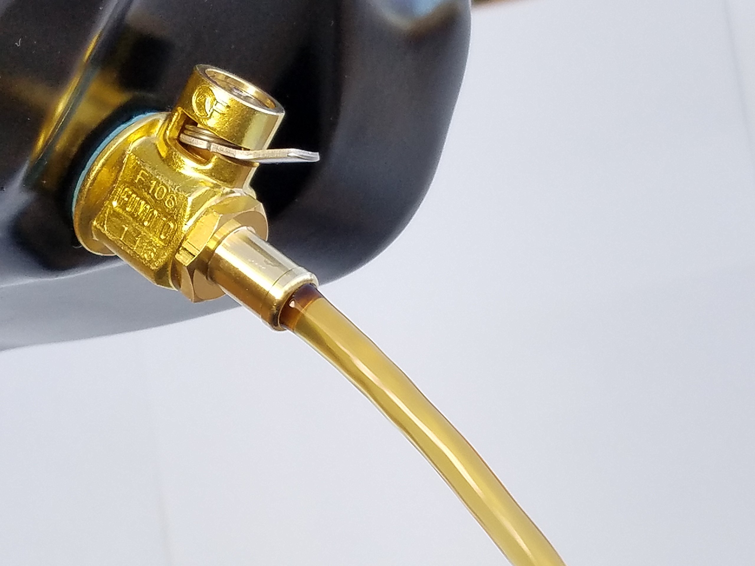 Foto 4 pulgar | Válvula De Drenaje De Aceite Del Motor Fumoto F108n Con Clip De Palanca Lc-10 - Venta Internacional.