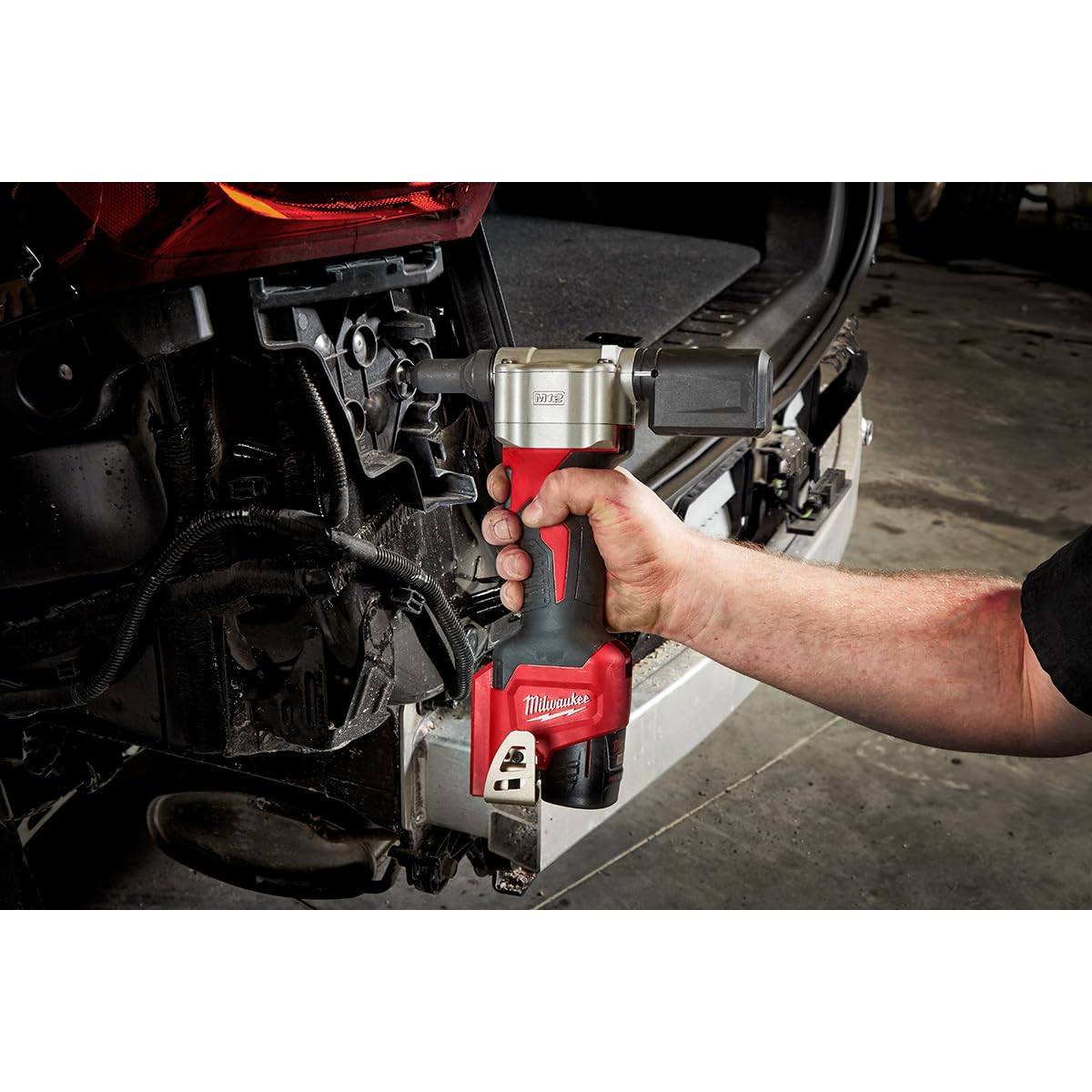 Foto 4 | Remachadora Milwaukee M12 2550-20 Eléctrica - Venta Internacional