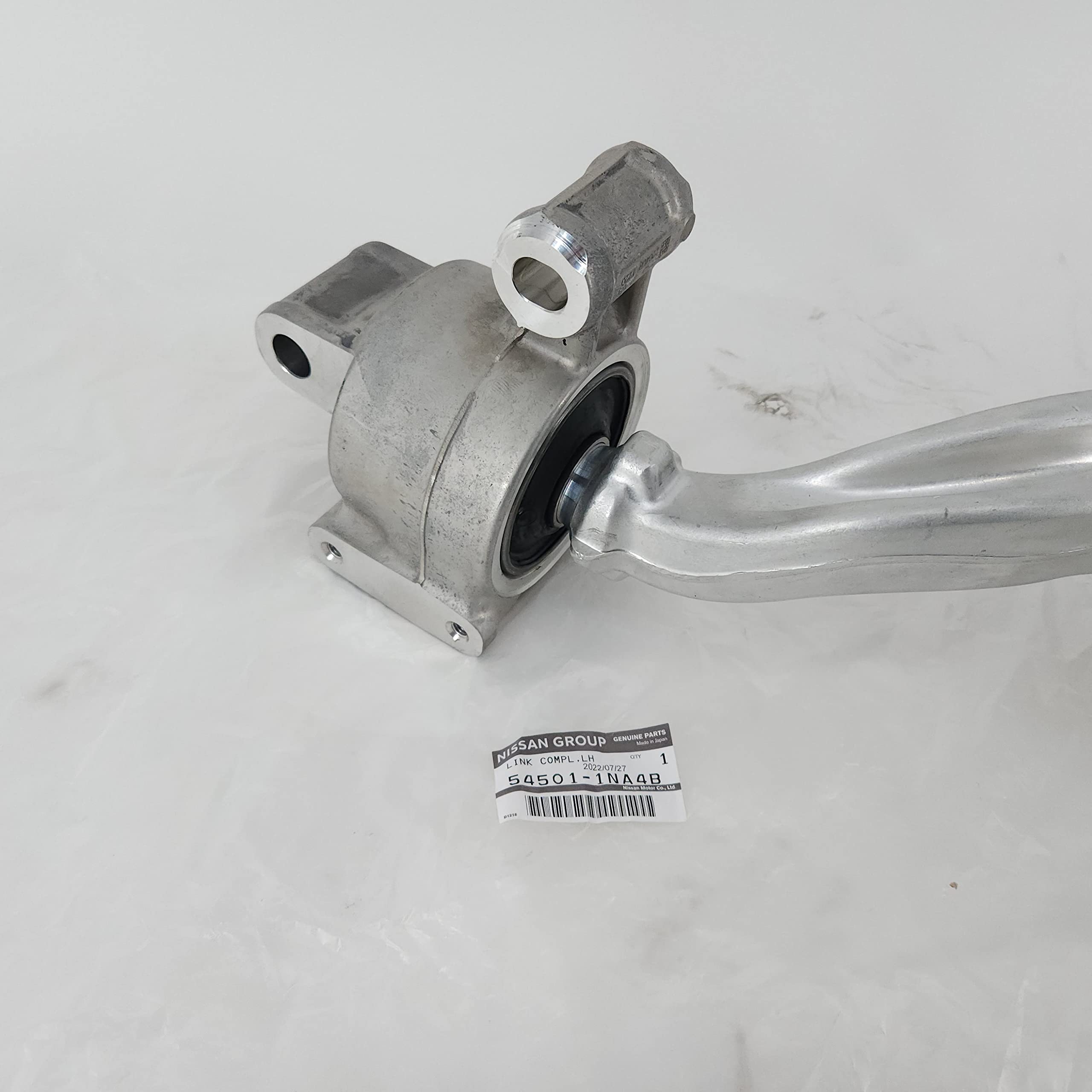 Foto 6 | Brazo De Control De Suspensión Infiniti 54501-1na4b Oem Original - Venta Internacional.