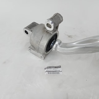 Foto 6 | Brazo De Control De Suspensión Infiniti 54501-1na4b Oem Original - Venta Internacional.