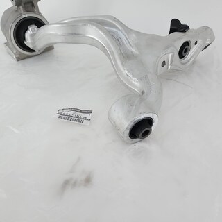 Foto 7 | Brazo De Control De Suspensión Infiniti 54501-1na4b Oem Original - Venta Internacional.