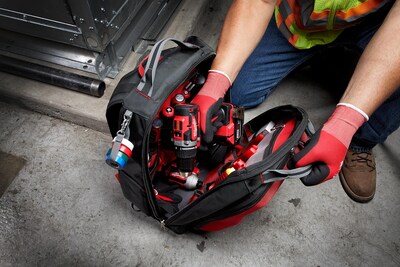 Foto 3 | Mochila Milwaukee Jobsite 48 Bolsillos 15 cm 48-22-8301 - Venta Internacional