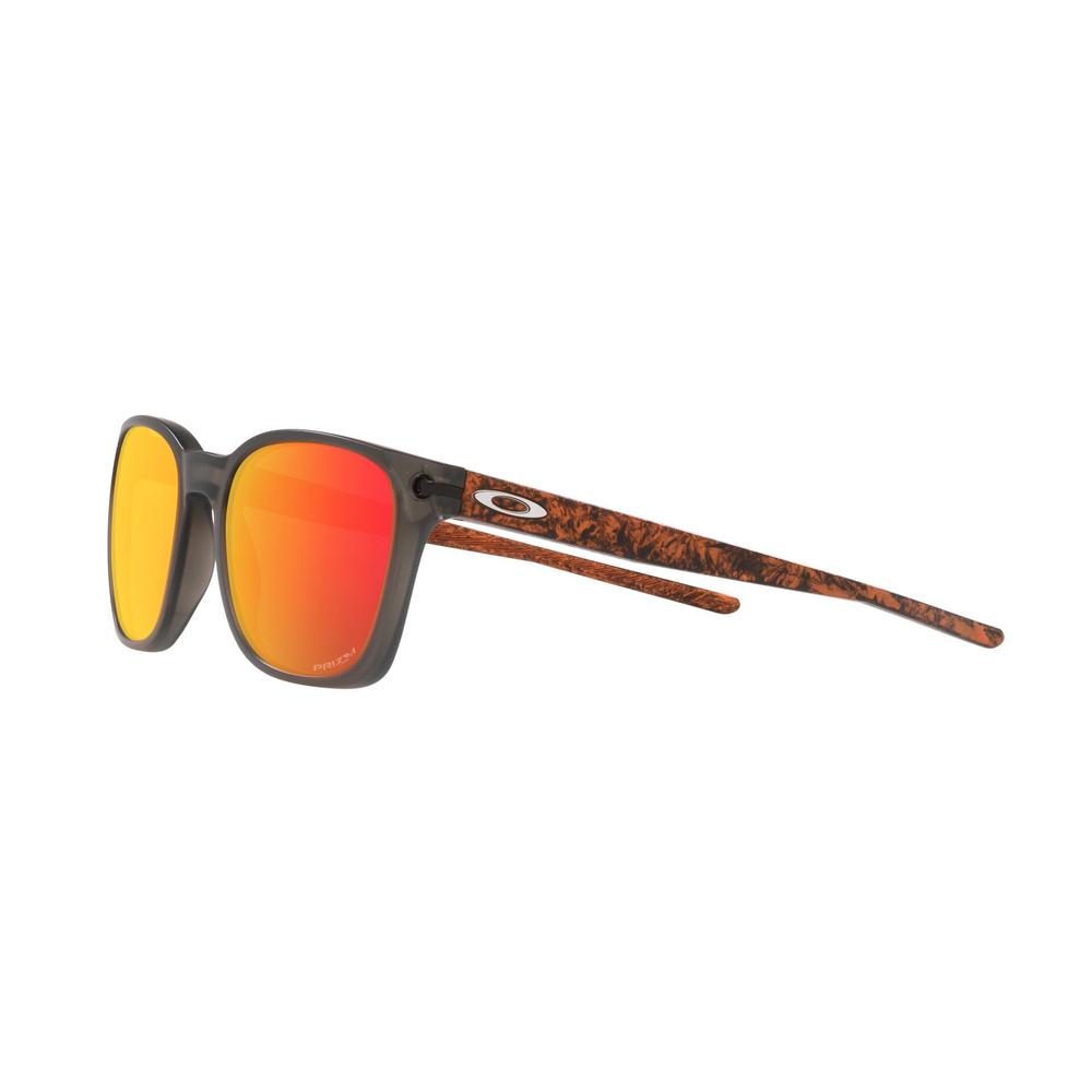 Lentes de Sol Oakley OO9018 color Rojo para Hombre