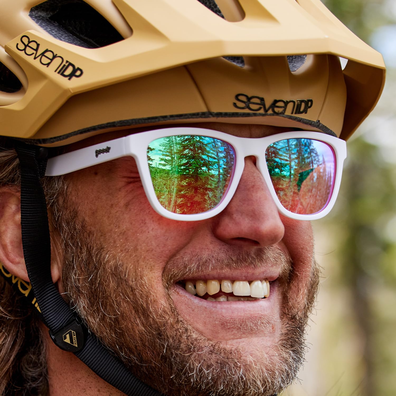Foto 4 pulgar | Gafas De Sol Goodr Au Revoir, Gopher Polarized Uv400 Blancas - Venta Internacional.