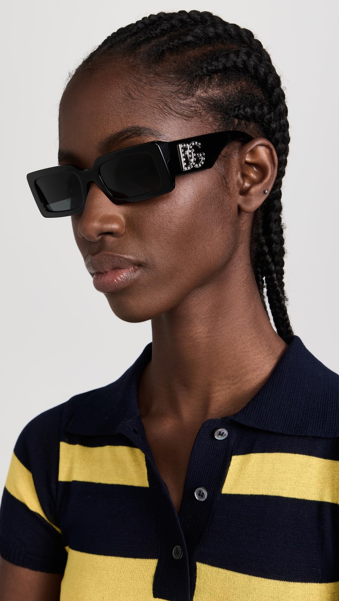 Foto 4 pulgar | Gafas De Sol Dolce & Gabbana Rectangulares Estrechas Negro/gris Oscuro - Venta Internacional.
