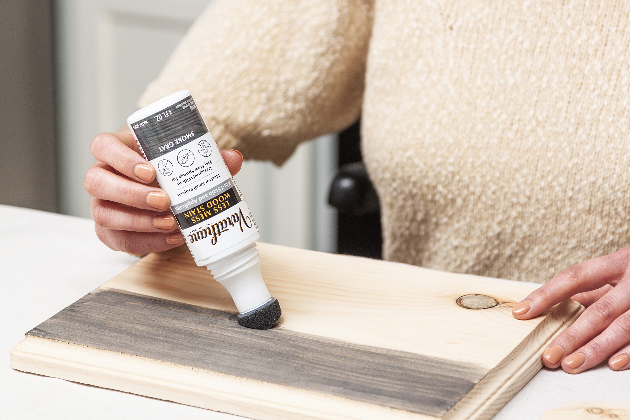 Foto 4 | Aplicador De Tinte Para Madera Varathane 368033 Less Mess, 120 Ml, Gris - Venta Internacional.