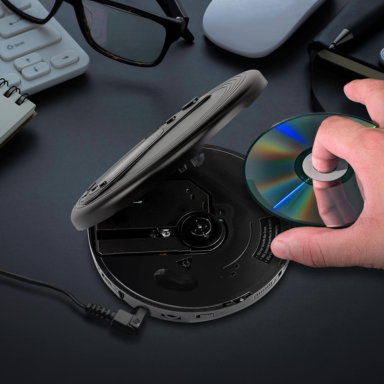 Foto 4 pulgar | Reproductor De Cd Portátil Coby Con Auriculares, Radio Fm, Mp3 - Venta Internacional.
