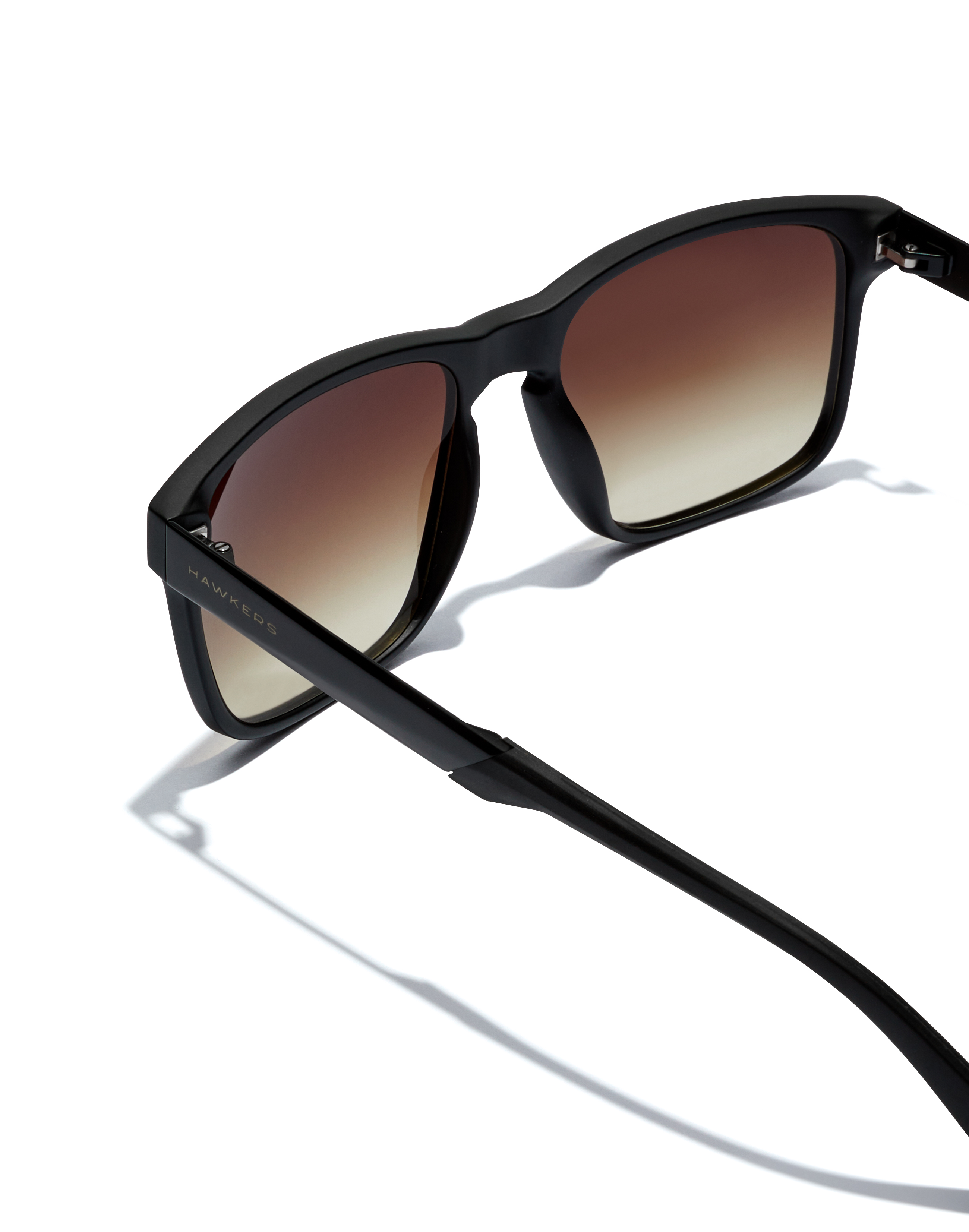 Foto 4 pulgar | Lentes Metal Black Smoky Brown PEAK Para Hombre Y Mujeres UV400 Hawkers color Negro