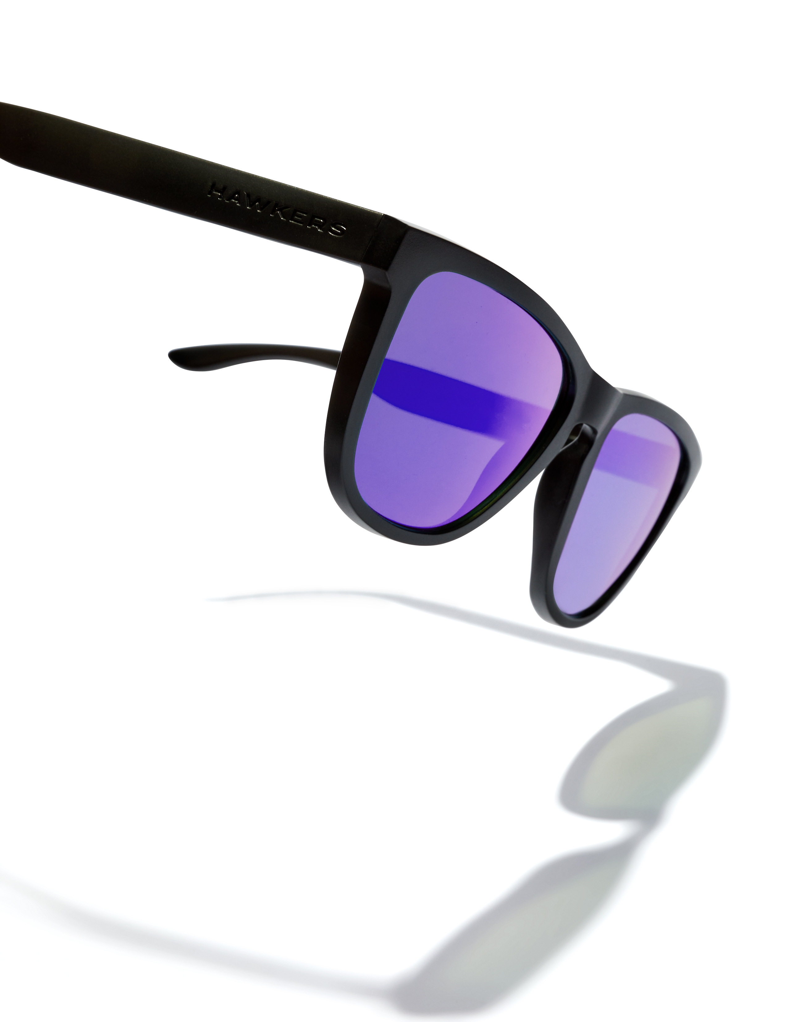 Foto 4 pulgar | Lentes Hawkers - One Raw Black Sky Unisex Uv400