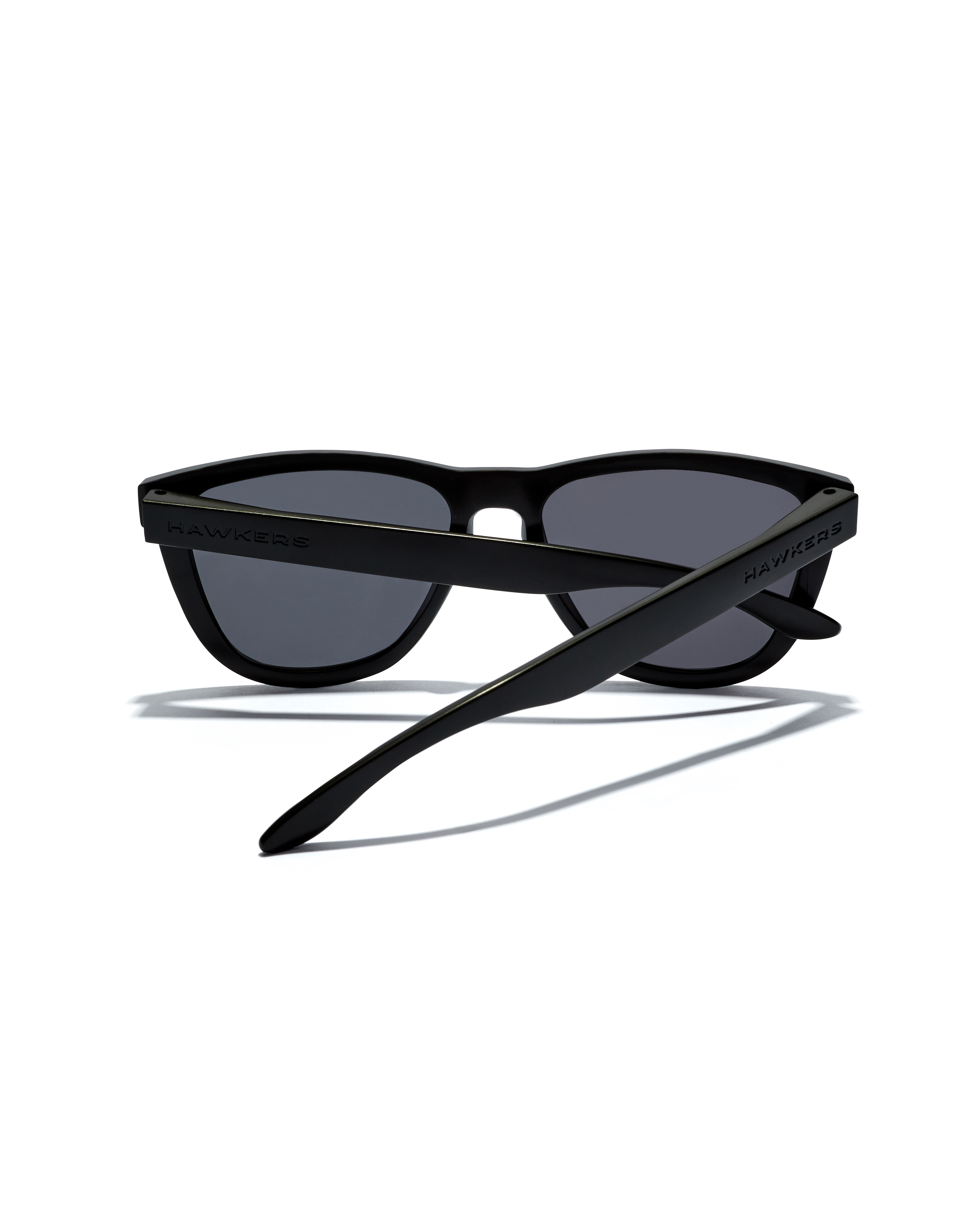 Foto 4 pulgar | Lentes Hawkers One Raw Black Dark Negros Unisex