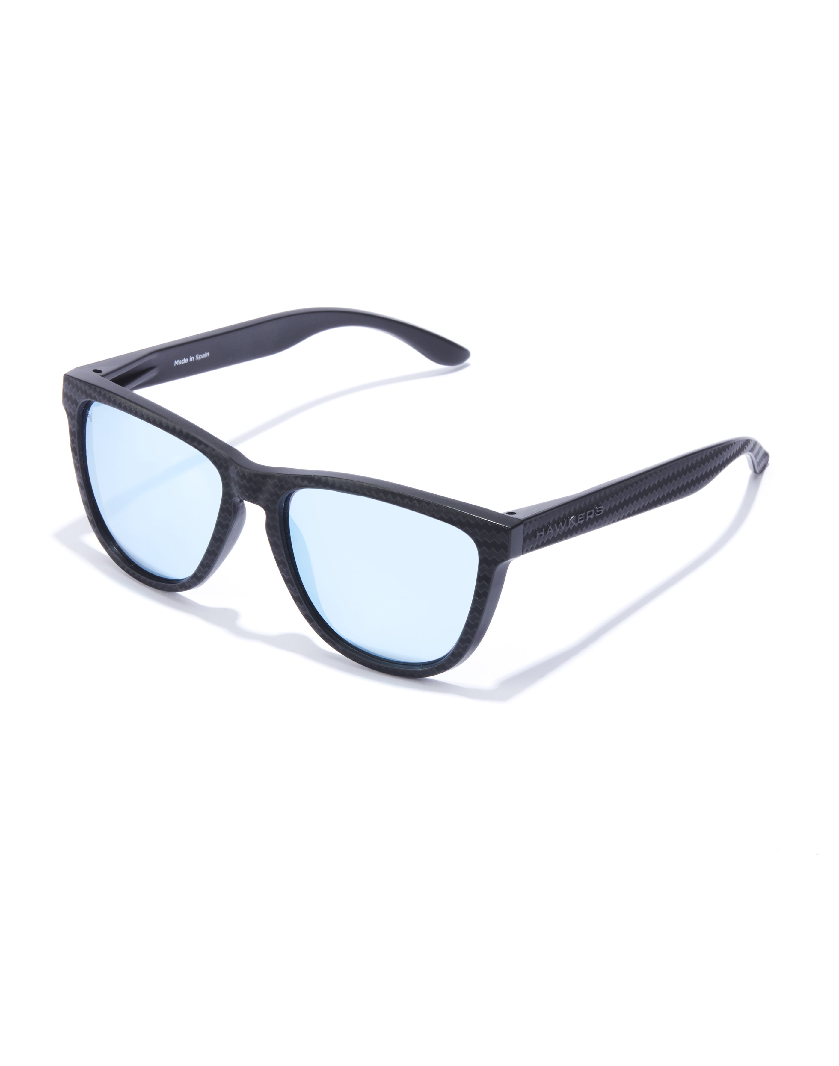 Foto 2 pulgar | Hawkers - One Raw Carbono Polarized Blue Chrome Para Hombres Y Mujeres Uv400