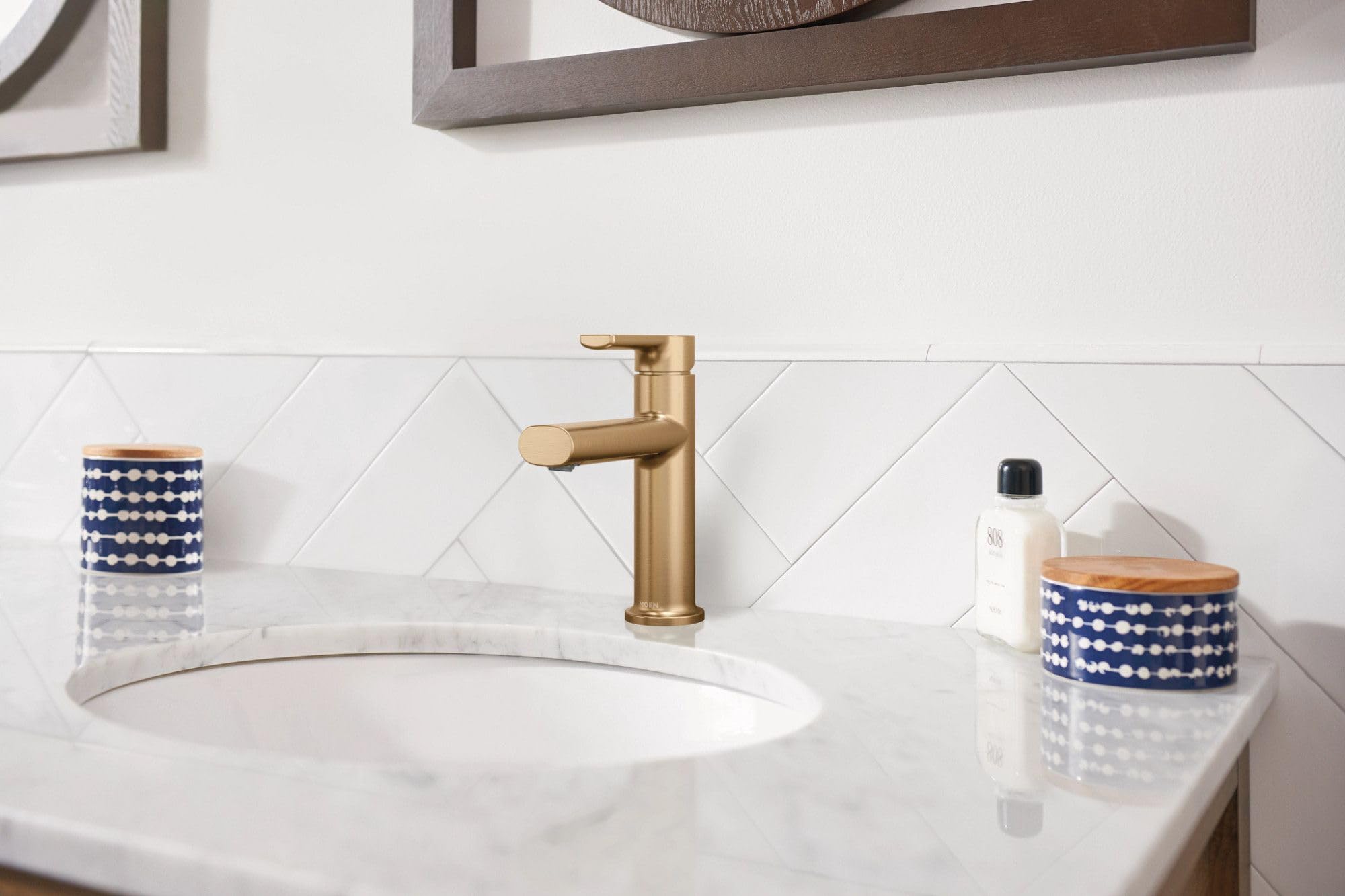 Foto 5 pulgar | Grifo Para Lavabo De Baño Moen Meena, Dorado Bronceado, De Una Sola Manija - Venta Internacional.