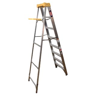 Foto 1 | Escalera De Tijera Akron 77-22 | De Aluminio | Altura 2.31m | 7 Peldaños | Uso Profesional (tipo Ii) Con Plataf