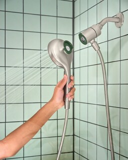 Foto 6 | Ducha De Mano Moen Verso Con Acoplamiento Magnético En Níquel Cepillado - Venta Internacional.